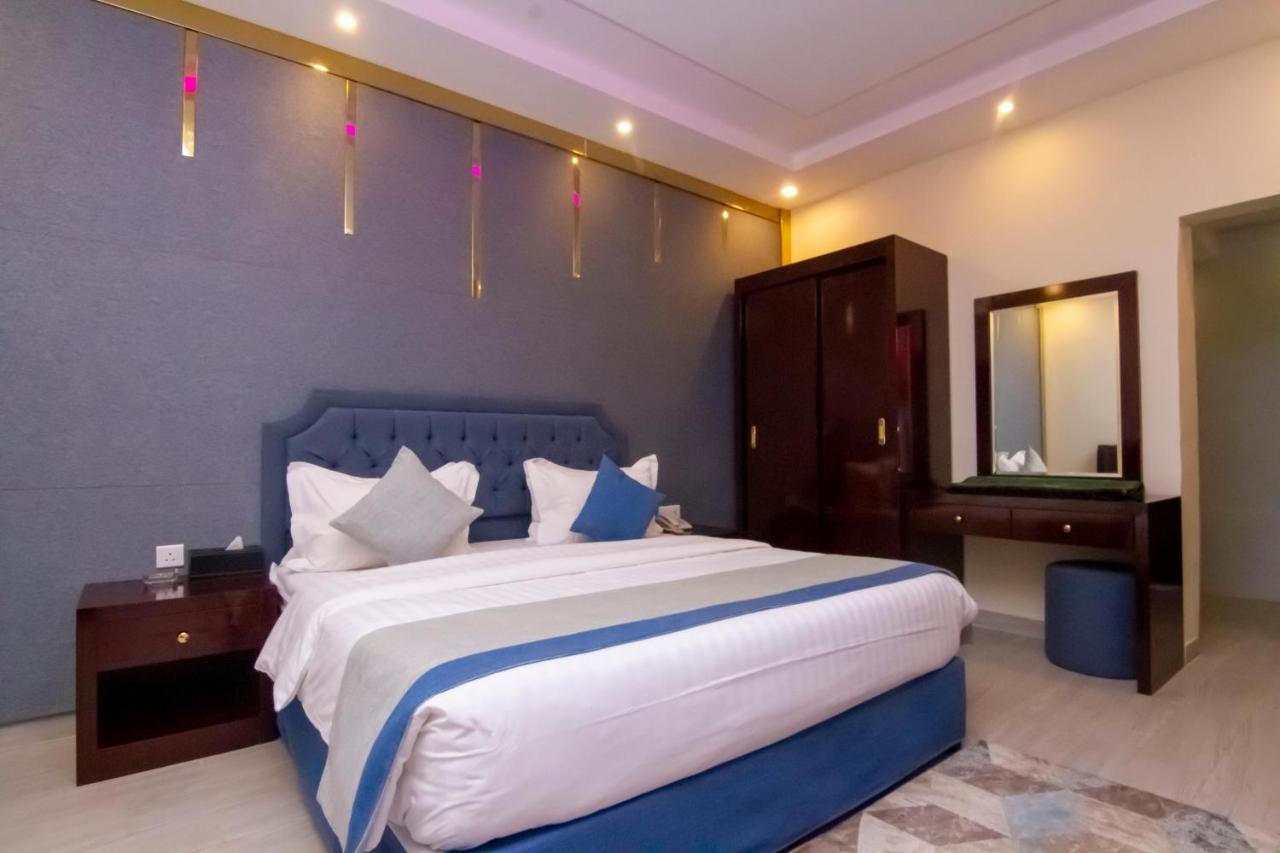 ال متعب سويتس الفلاح 1 Aparthotel Riyadh Luaran gambar