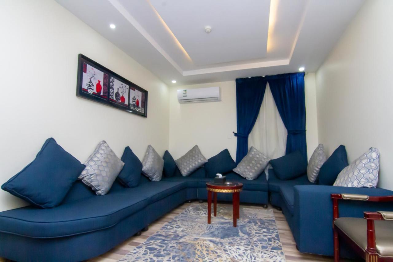 ال متعب سويتس الفلاح 1 Aparthotel Riyadh Luaran gambar