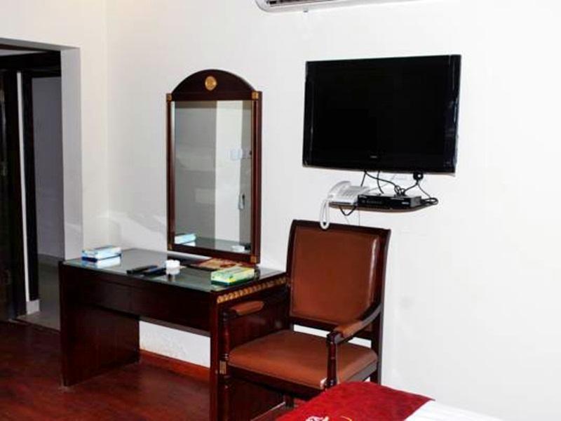 ال متعب سويتس الفلاح 1 Aparthotel Riyadh Luaran gambar